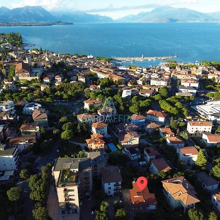 Ares Apartment - Vicino Al Lago Di Garda E Alla Stazione Treno Desenzano del Garda Bagian luar foto